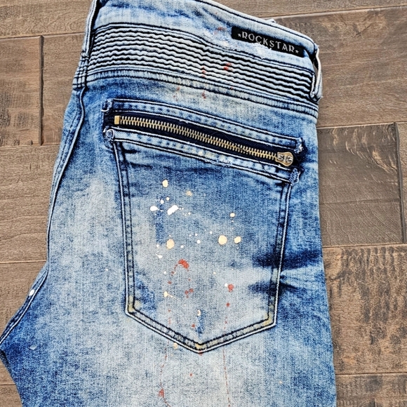 Rockstar Distressed Men's Paint Splattered Denim Shorts Sz 38 - Picture 6 of 6